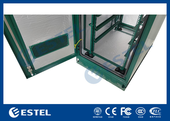 19' Rack Outdoor Telecom Cabinet Groen Kleur Met 500W airconditioner en ventilator