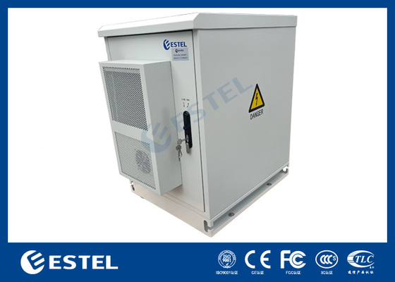 Vloer gemonteerd 19 inch rek met dubbele deuren en airconditioner voor buiten telecom kast