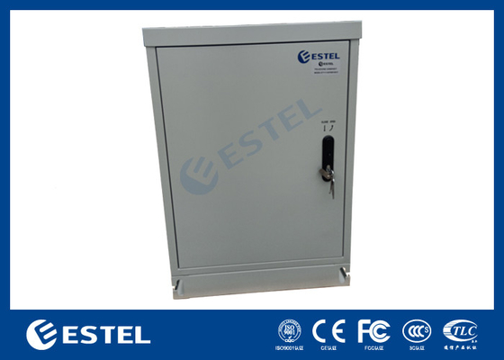 Vloer gemonteerd 19 inch rek met dubbele deuren en airconditioner voor buiten telecom kast