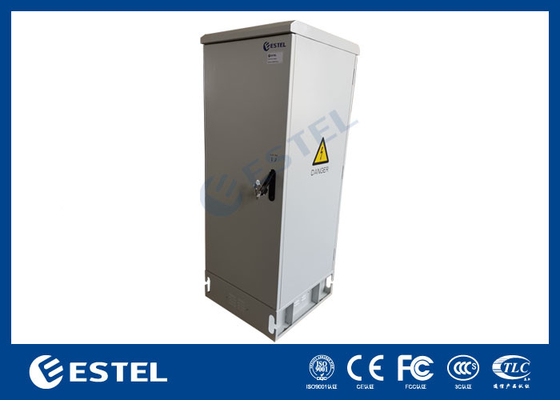 IP65 Outdoor Telecom Cabinet Aluminiumplaat met dubbele deuren Natuurlijke ventilatie